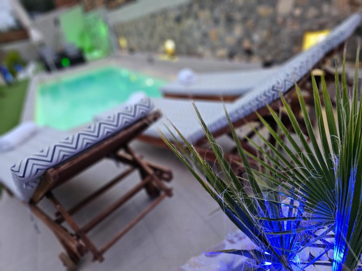 Elia Paradise Villa With Private Pool 伊拉克利翁 外观 照片
