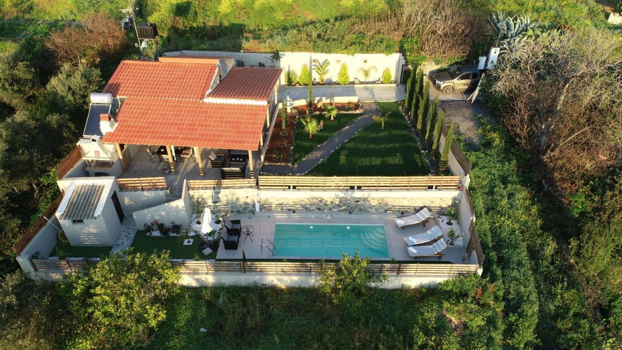 Elia Paradise Villa With Private Pool 伊拉克利翁 外观 照片